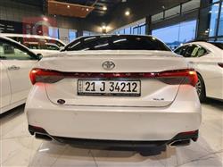 تويوتا أفالون